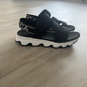 Nautica Womens Sandal